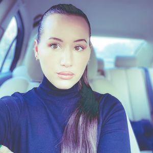 Meet your Posher, Natasha